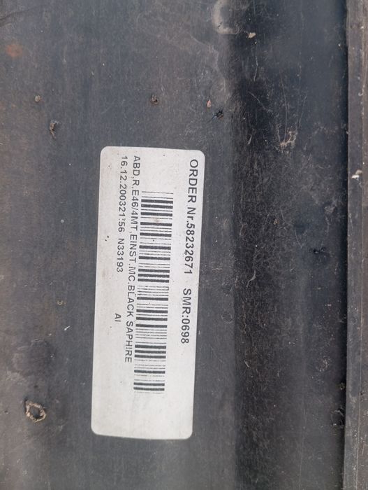 Продавам задна М броня и М прагове за Е46 комби