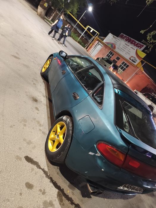 Продам машину срочно Мазда 323Ва 1996