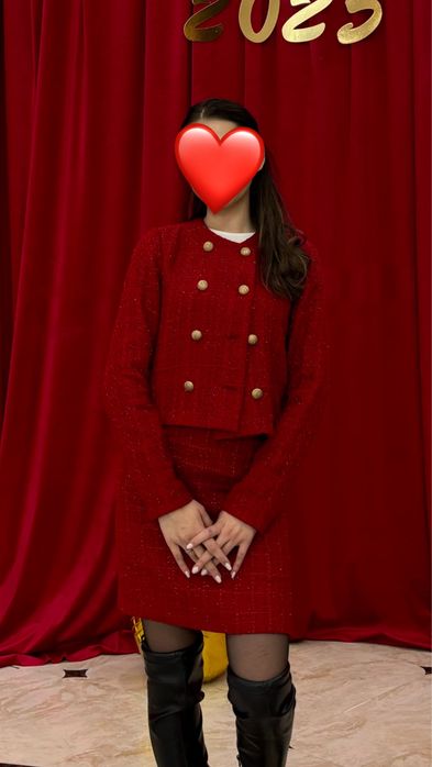 Твидовый пиджак с юбкой