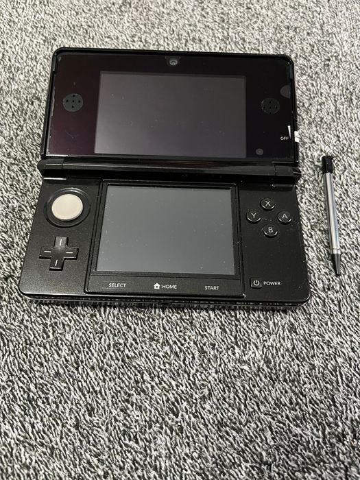 3DS Full Box Modat cu card de 64GB
