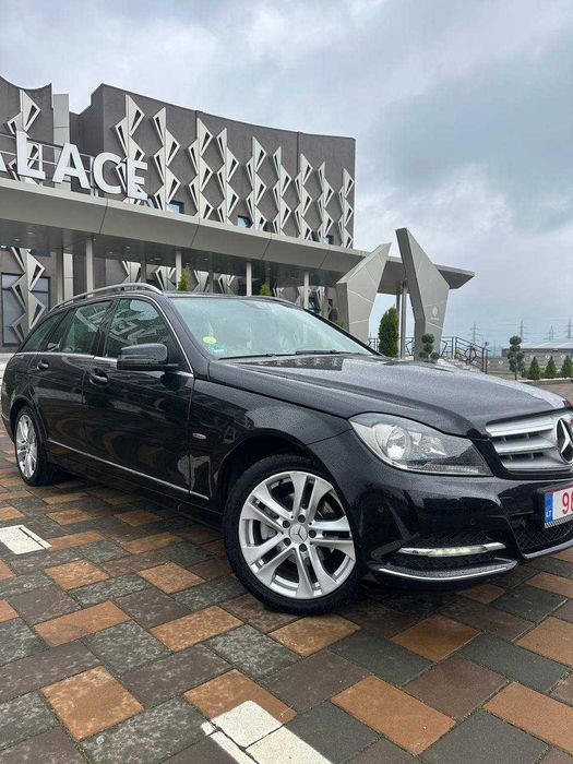 De vânzare Mercedes-Benz C 200 CDI 
BLUEEFFICIENCY