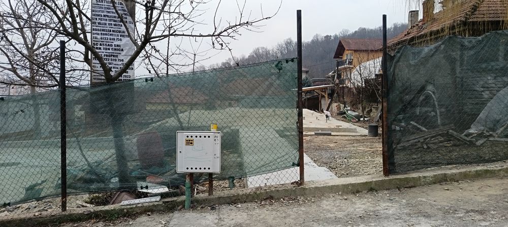 Vând teren intravilan in Râmnicu Valcea