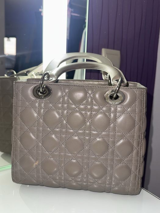 3 чанти LV, Di or