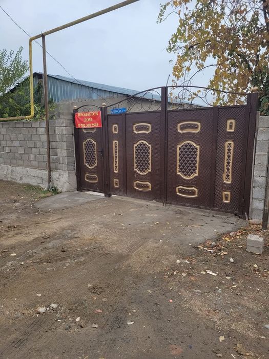 Дом, 5 комнат, 15 соток