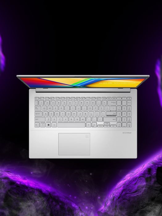 Asus Vivobook 15, R7-5825U, AMD Radeon, 16/ 512GB, 15.6" IPS