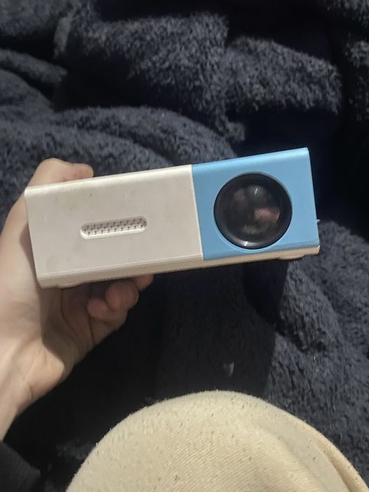 Проэктор линзовый