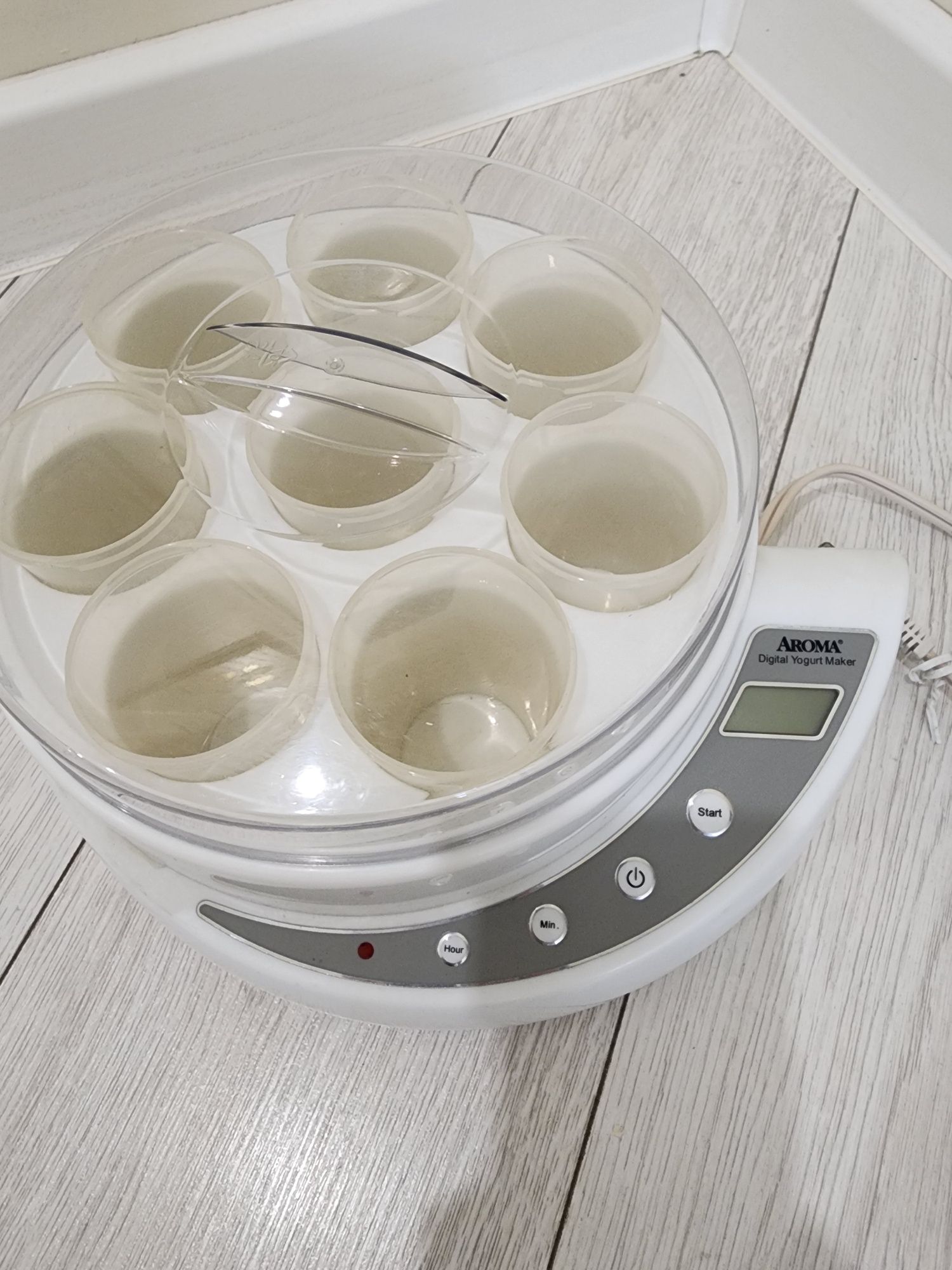 Йогуртница Aroma digital yogurt maker