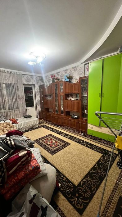 Дустлик 1   2х.ком.квартира. 2этаж.5этажка    два балкона 2х3