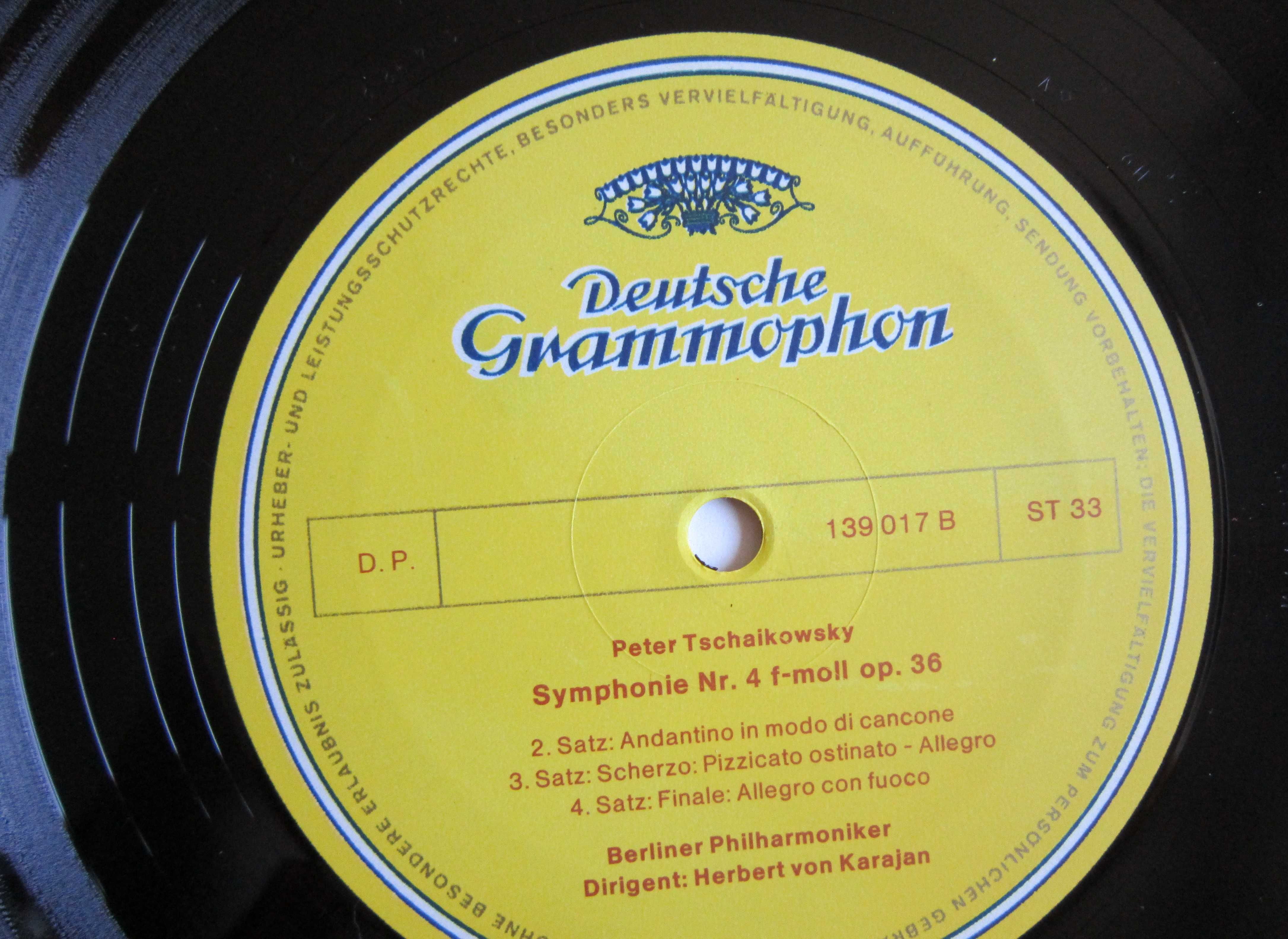 vinil impecabil Ceaikovski -Simfonia nr.4 FA minor -Karajan, Germania