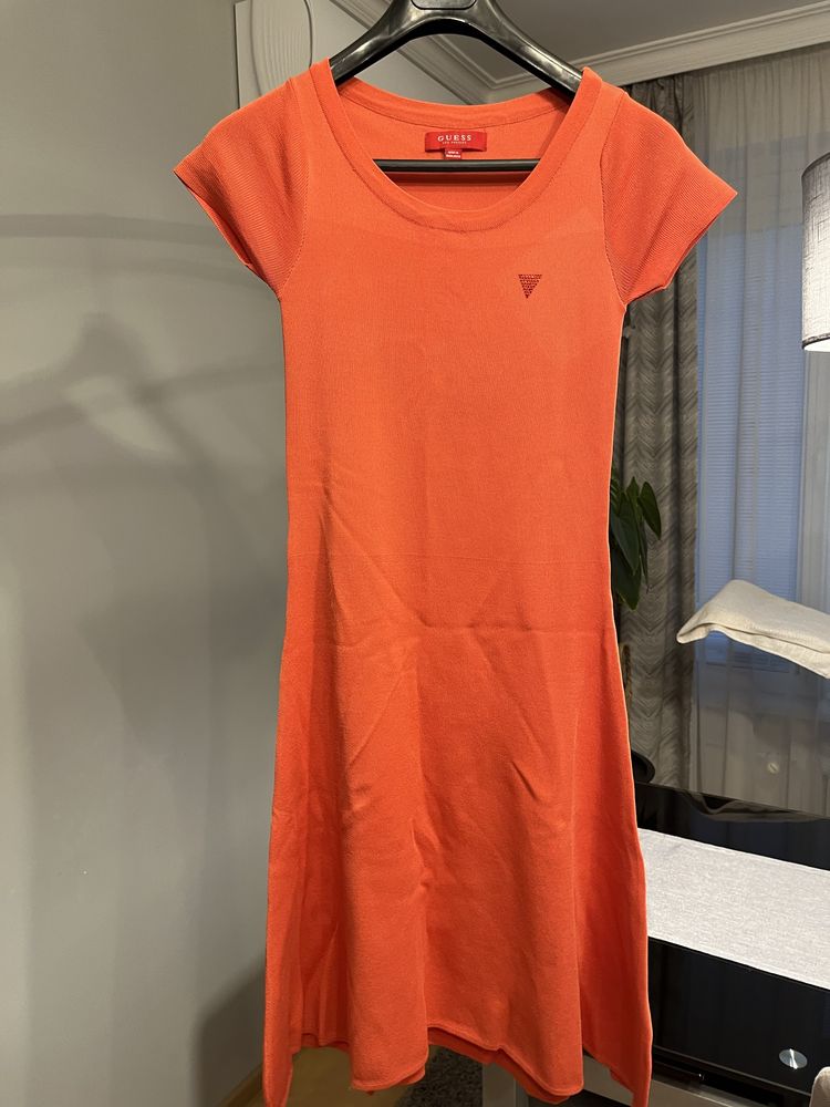Рокля на  GUESS