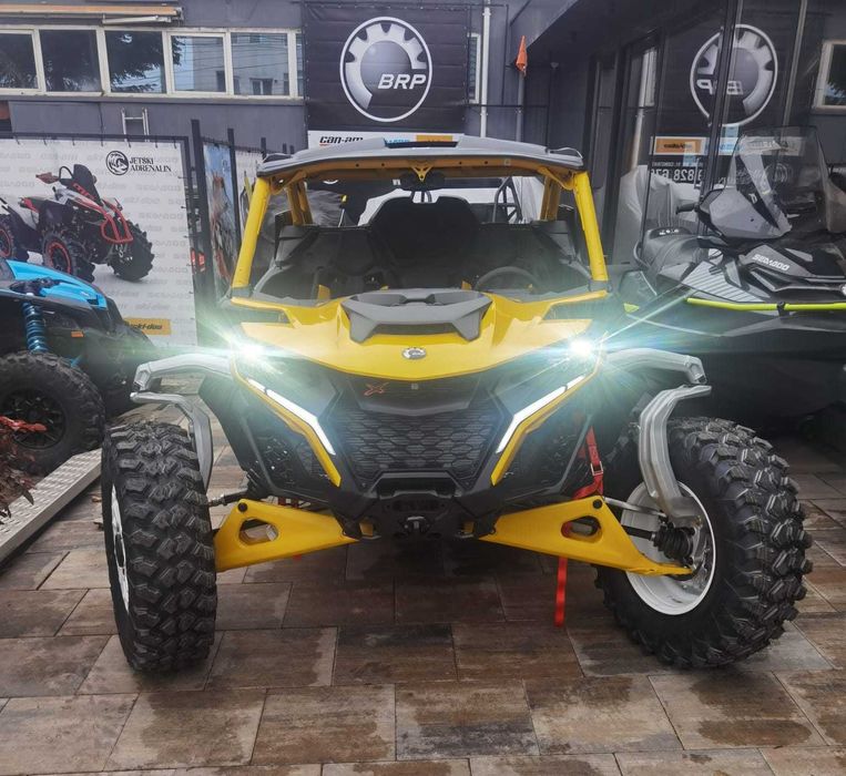 SSV Can-Am Maverick R XRS 999T DCT cu Smart-Shox 2024 STOC