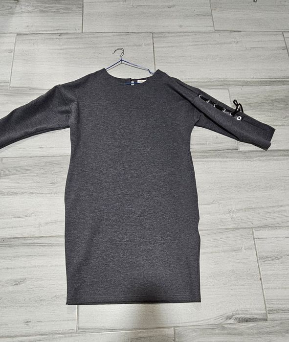 Rochie noua c eticheta