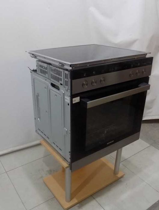 Фурна с плот за вграждане Siemens EQ110KA1Z  код 3951