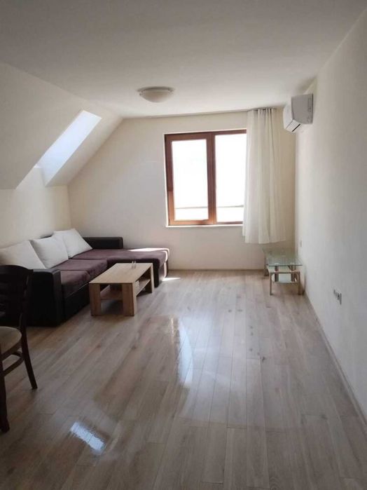 Двустаен апартамент в Кючук Париж