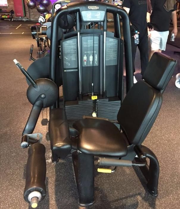 Фитнес уред Technogym Leg Extension