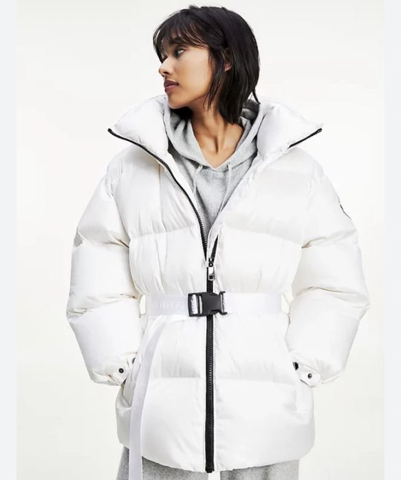 Шикарный пуховик Tommy Hilfiger