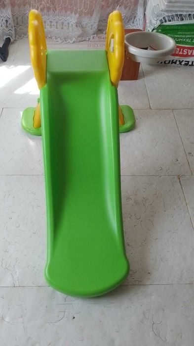 Качественная детская горка.