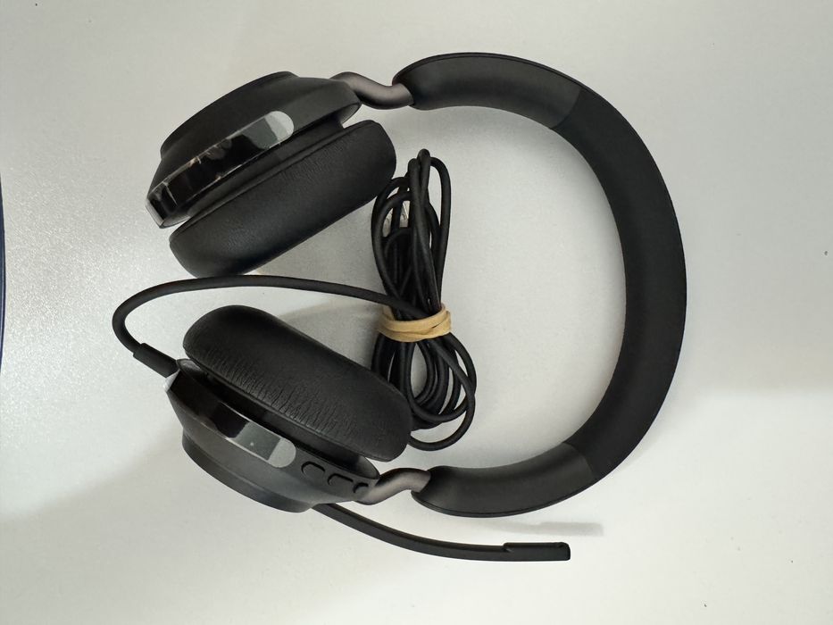Căști Jabra Evolve2 40 – NOI, profesionale cu USB