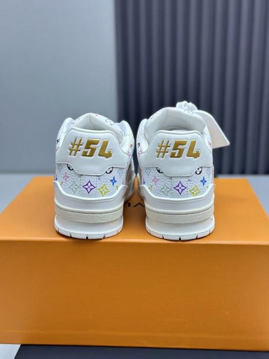 Adidasi barbati , dama