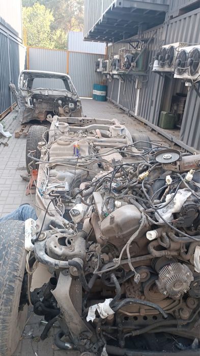 Крузак 200 на запчасти