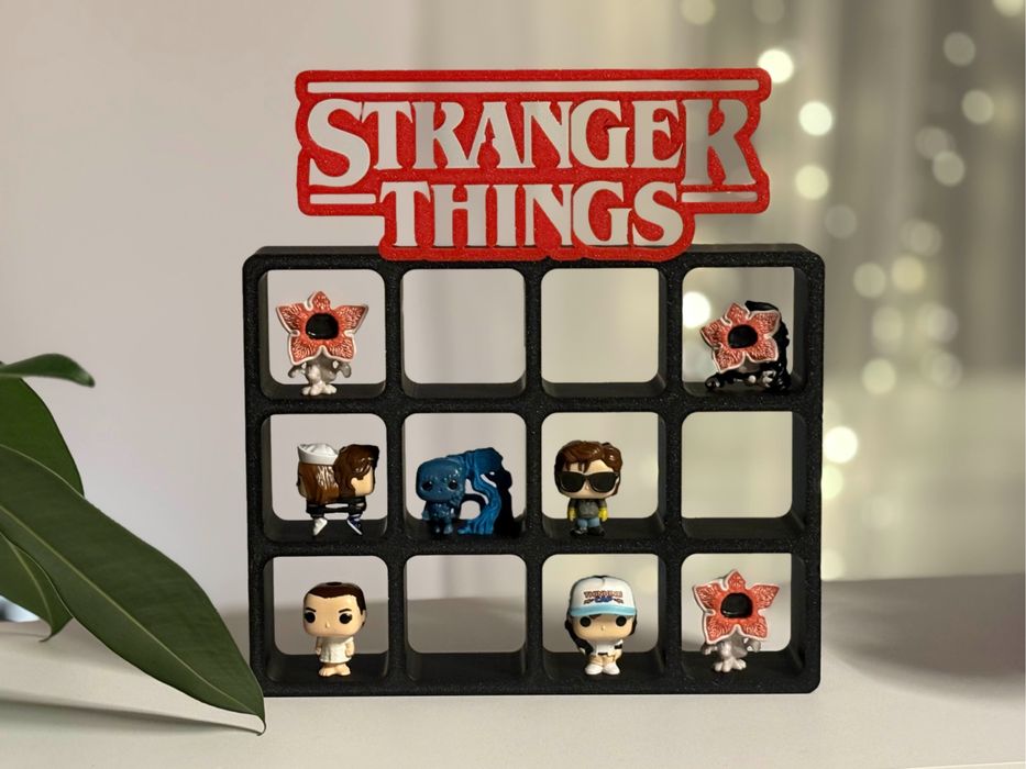 Рамка Stranger Things за фигурки Kinder Joy