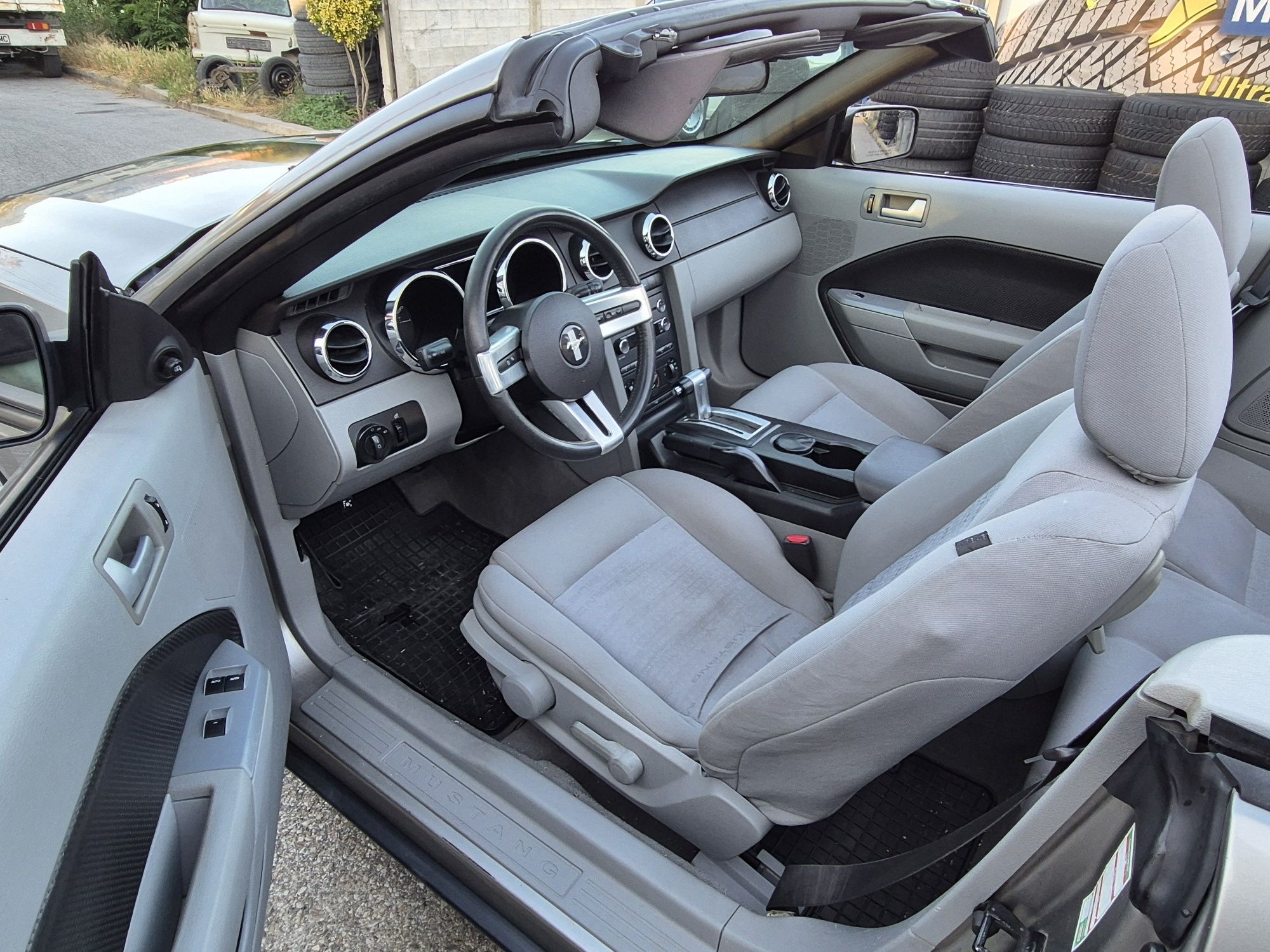 Ford Mustang V6 4000i / бартер /