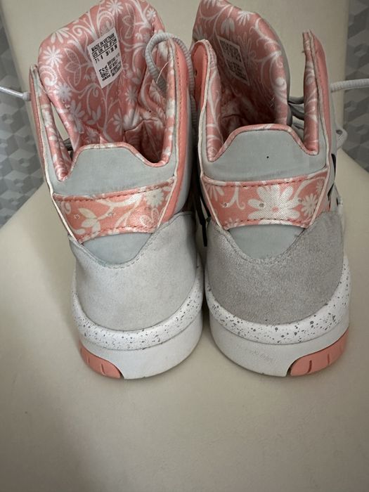 Ghete dama Adidas Torsion