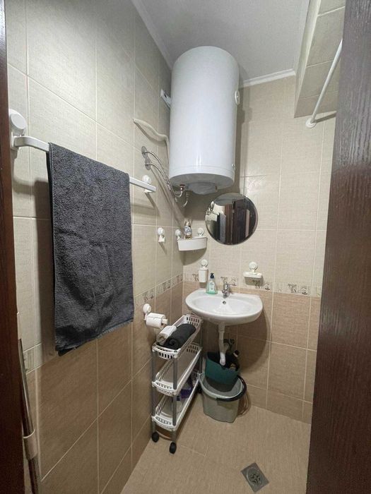 Дава се под наем Двустаен апартамент в Бургас, Сарафово - 80 кв.м за 102 € - Снимка #3