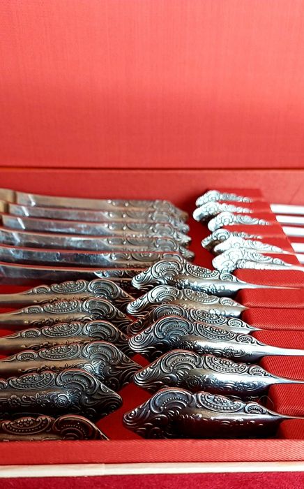 Продам столовые приборы СССР на 6 персон