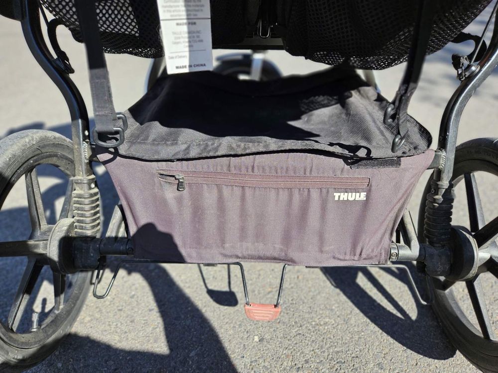 Thule количка за близнаци