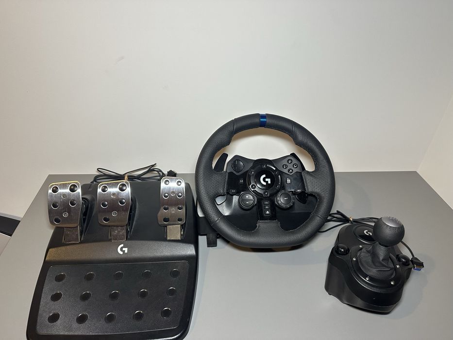Logitech g923 + schimbator ca noi