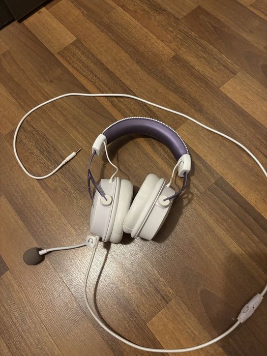 Клавиатура и слушалки