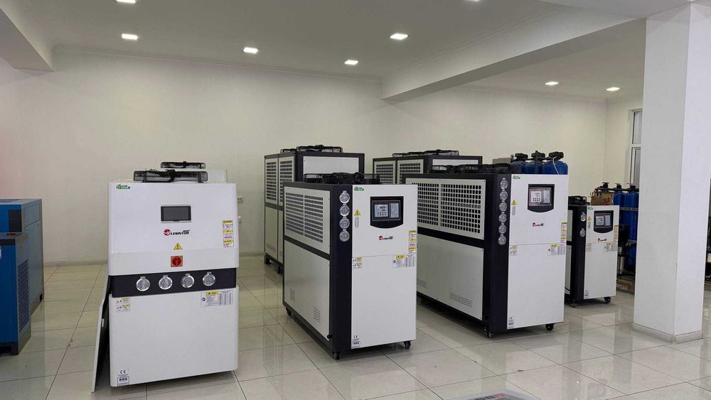 Промышленный чиллер Lesintor LXT-AC05 (5HP, 14.5 кВт)