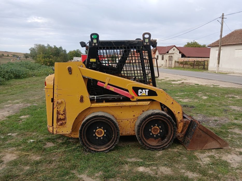 MiniÎncarcator caterpilar 216B3