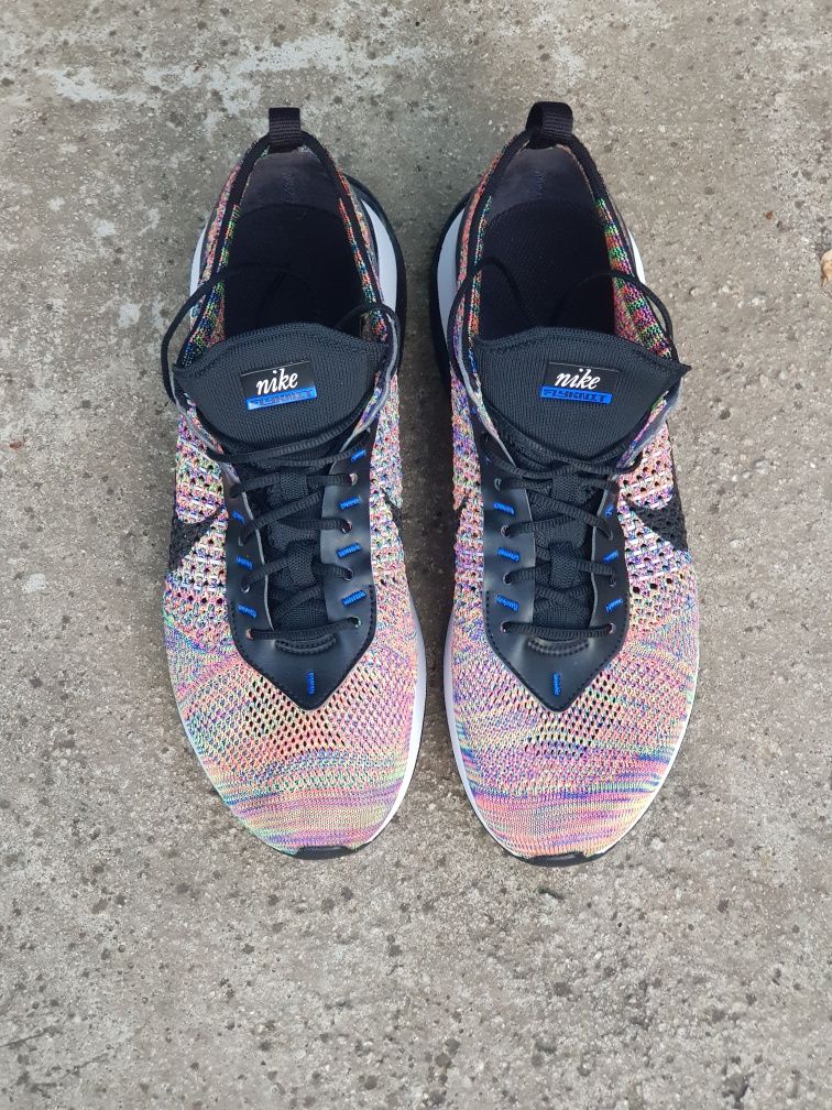 Продавам Nike Flyknit