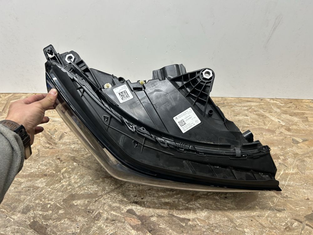 Far faruri bmw G60 G61 seria 5 full led adaptiv 2024-2025