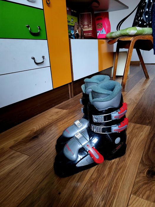 Ски обувки  ном. 240/281 мм