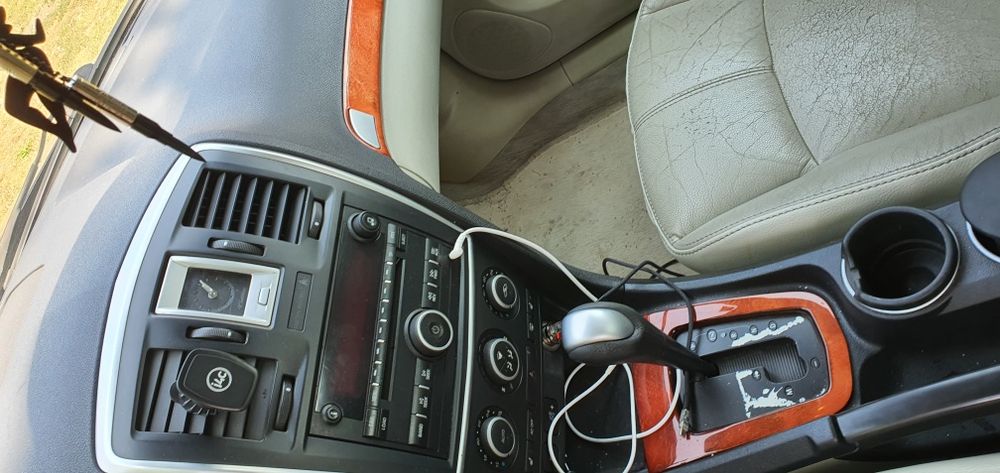 Vând cadillac bls
