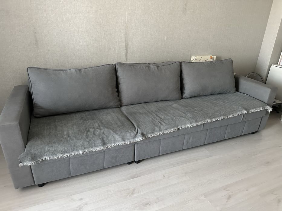 Диван-угловой,раскладной, с местом для хранения