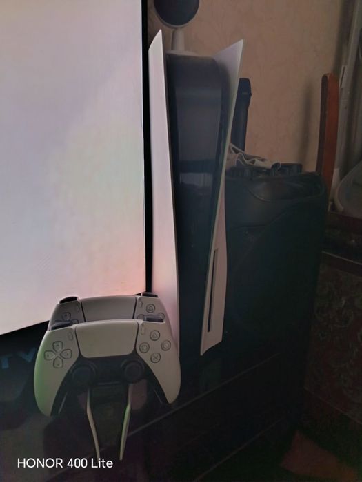 Продам плейстейшн 5 за 300000