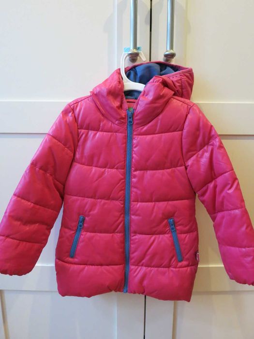 Дънки Zara, зимно яке Benetton, две блузи, 3-4 годишни, XXS, 100 см