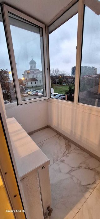 Proprietar închiriez apartament cu 4 camere