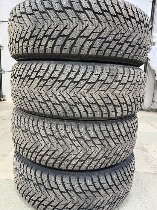 НОВАЯ РЕЗИНА 235/55 R20 за все 120.000