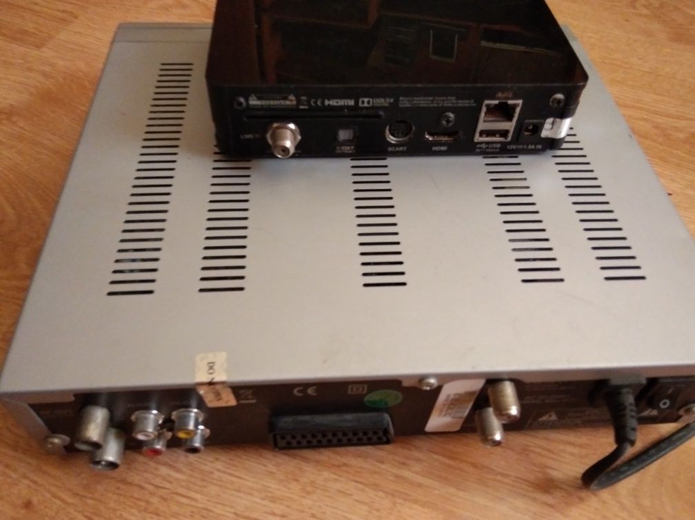 Receivere antena satelit Digi