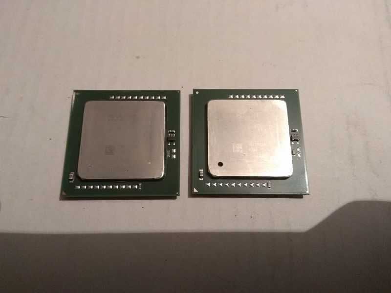 Два процессора "INTEL SL7PD XEON CPU 2800dp/1m/800".