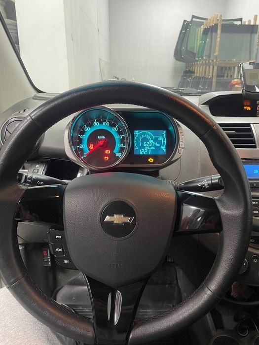 Spark 2-pozitsiya sotiladi