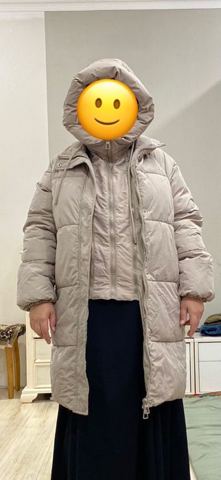 Женская куртка молочная