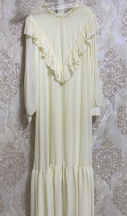 вечерные платья.