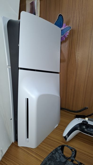 Playstation 5 Slim Disc Edition + Подарък Far Cry 6
