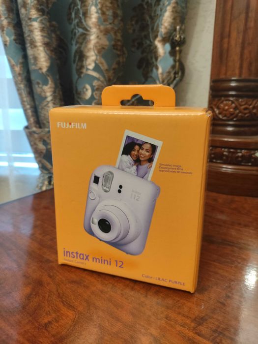 Fujifilm instax mini 12